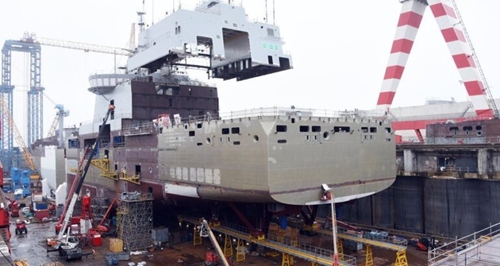Hải quân Pháp lắp ráp tàu hậu cần BRF mới trong thời gian kỷ lục